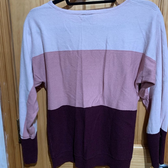 🖤5 for $20- Soho NY&C Jeans woman’s long sleeve sweater size small - Picture 8 of 8